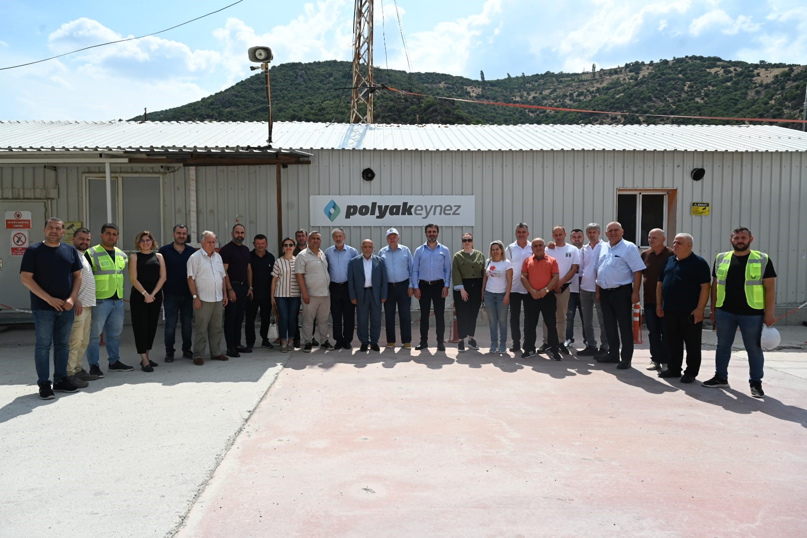 HAK-İŞ ve Arnavutluk Sendikal Heyeti Birlikte POLYAK EYNEZ’i Ziyaret Etti